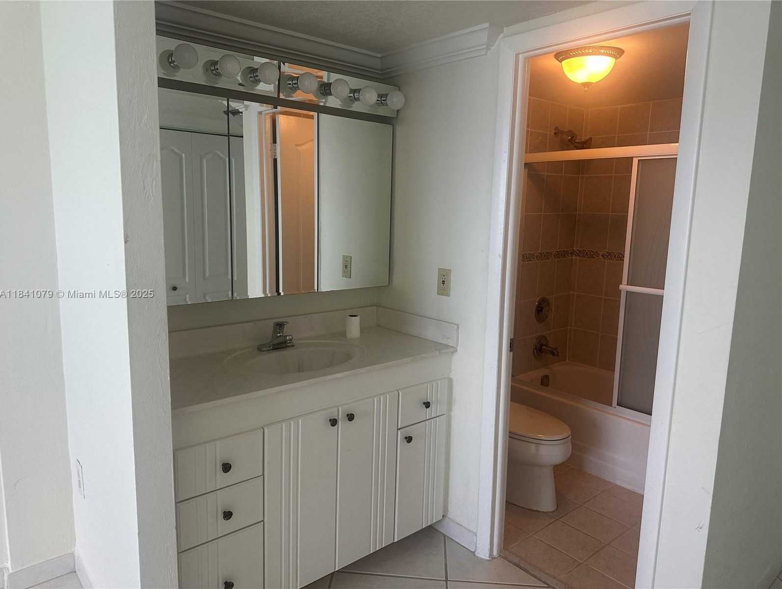 Small Image of 9273 COLLINS AVE #805, Surfside Number 20