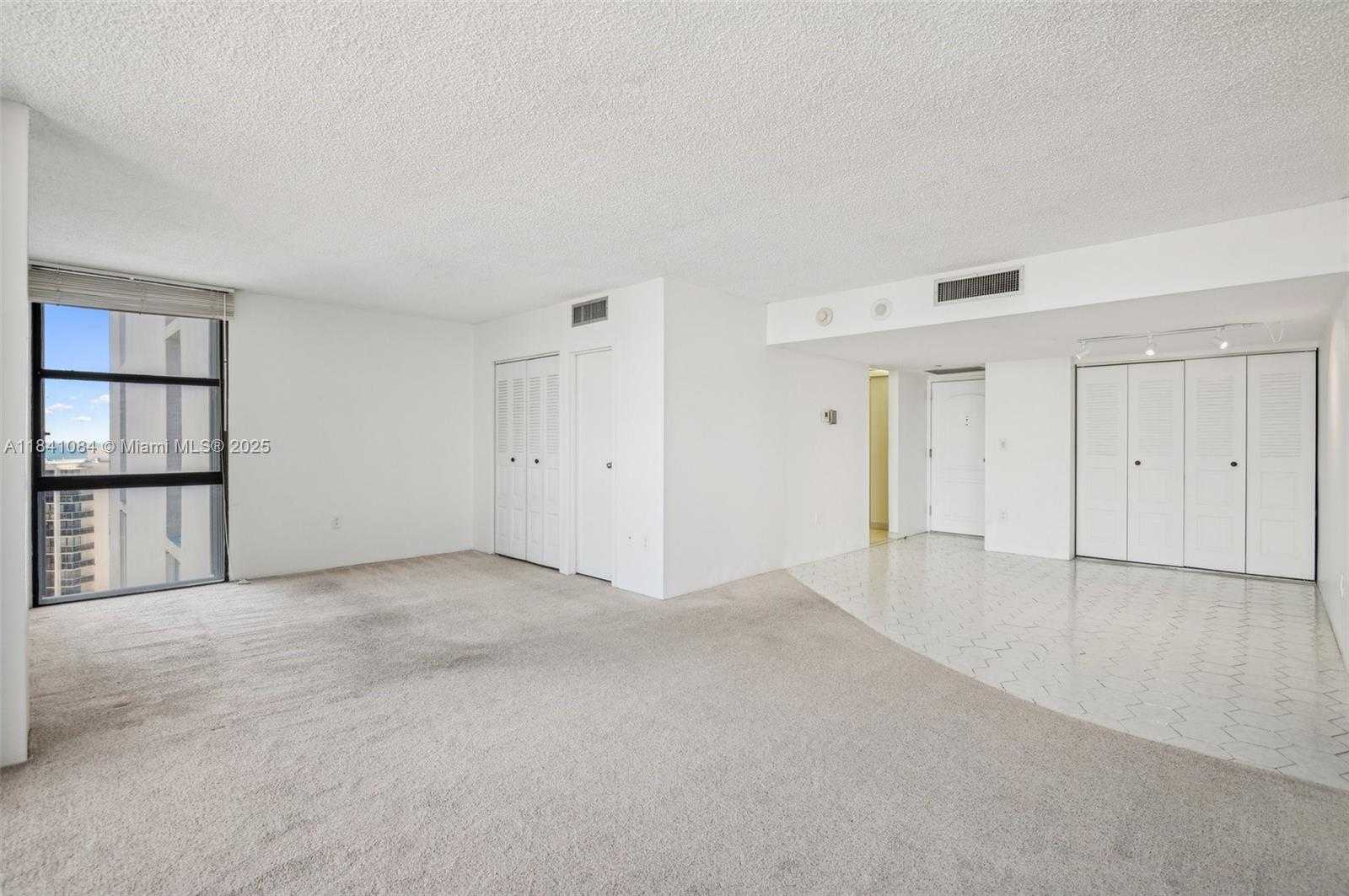 Small Image of 3675 NORTH COUNTRY CLUB DR #2502, Aventura Number 8