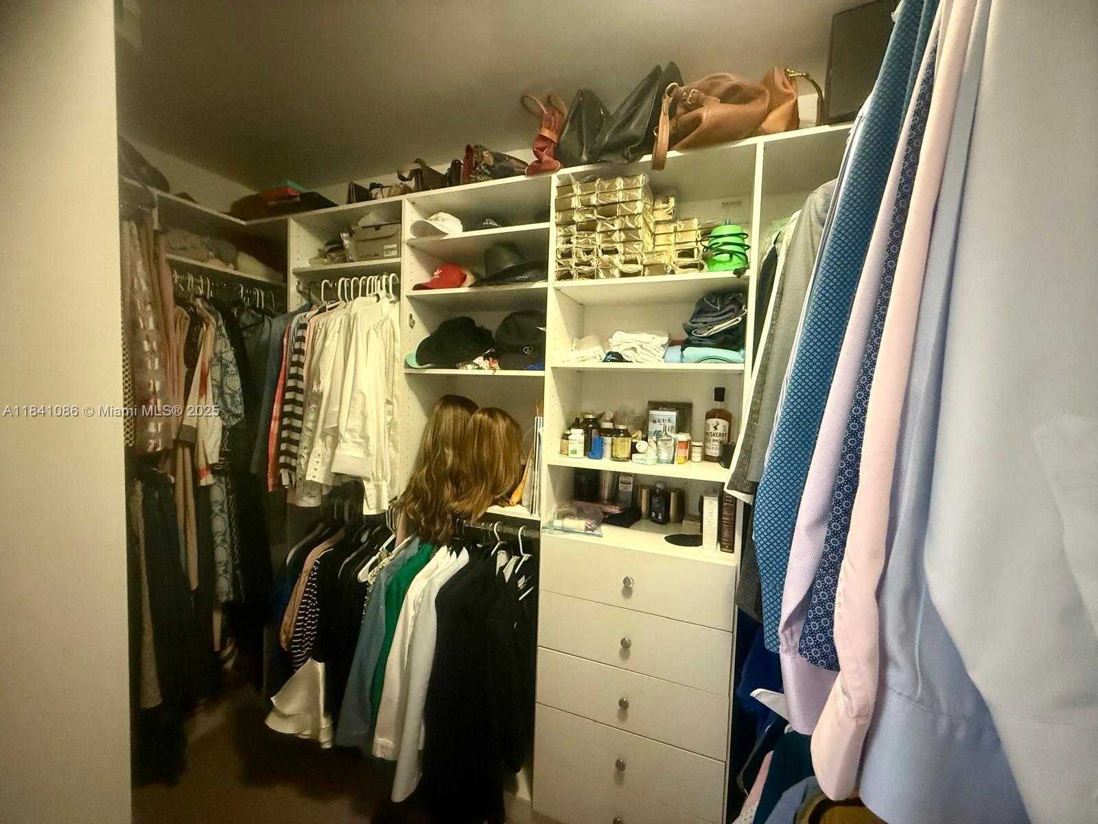 Small Image of 3640 YACHT CLUB DR #410, Aventura Number 13