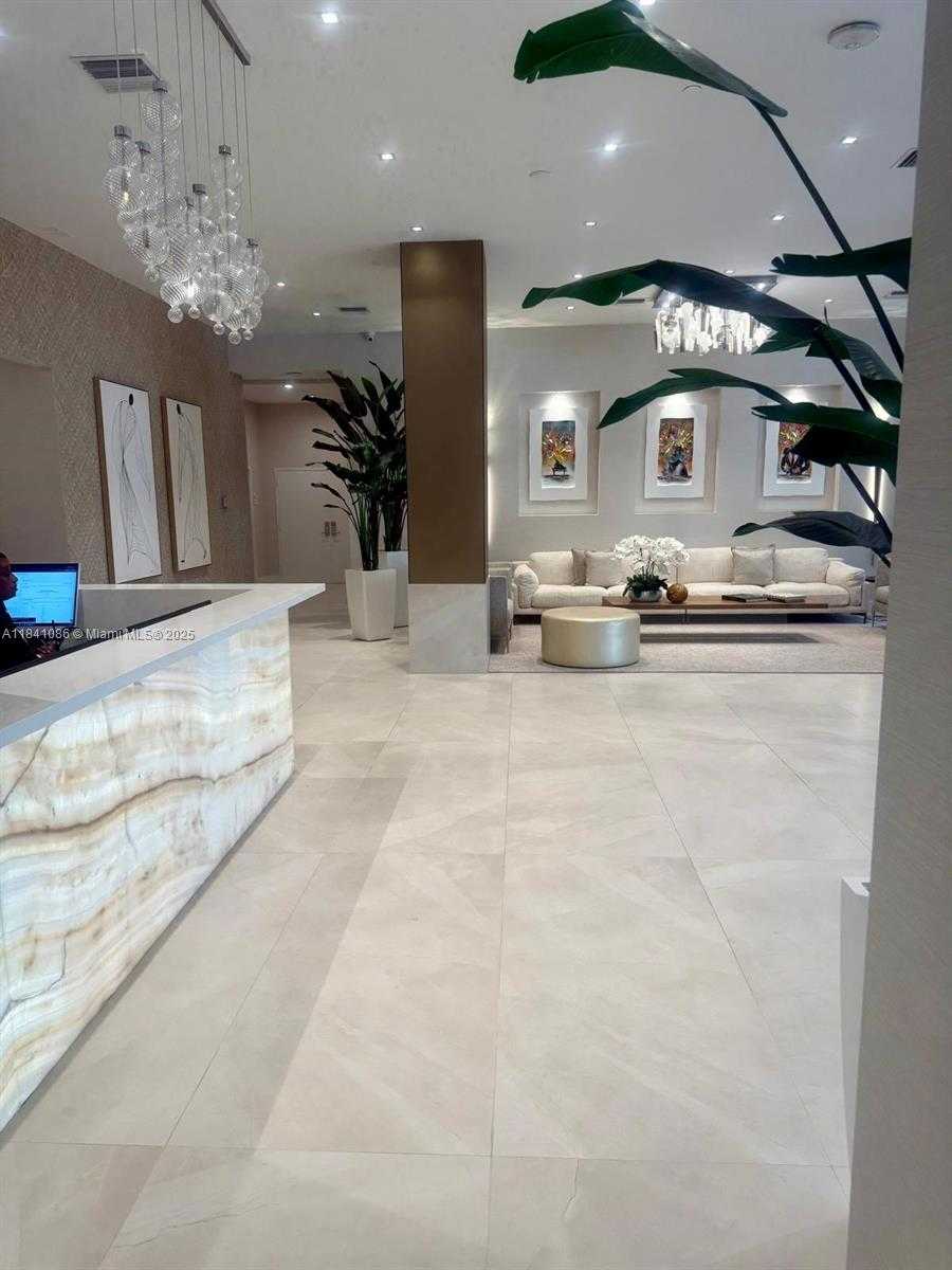 Small Image of 3640 YACHT CLUB DR #410, Aventura Number 21