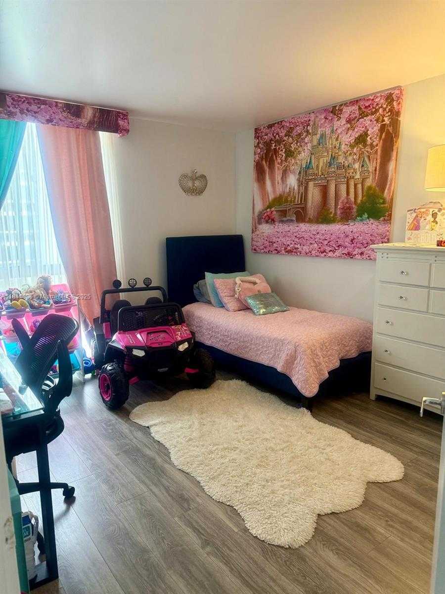 Small Image of 3640 YACHT CLUB DR #410, Aventura Number 7