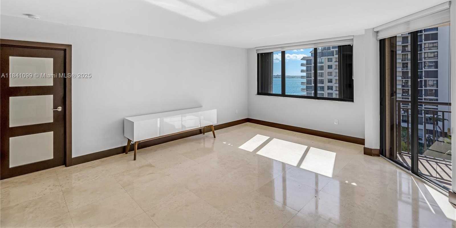 Small Image of 540 BRICKELL KEY DR #1021, Miami Number 8