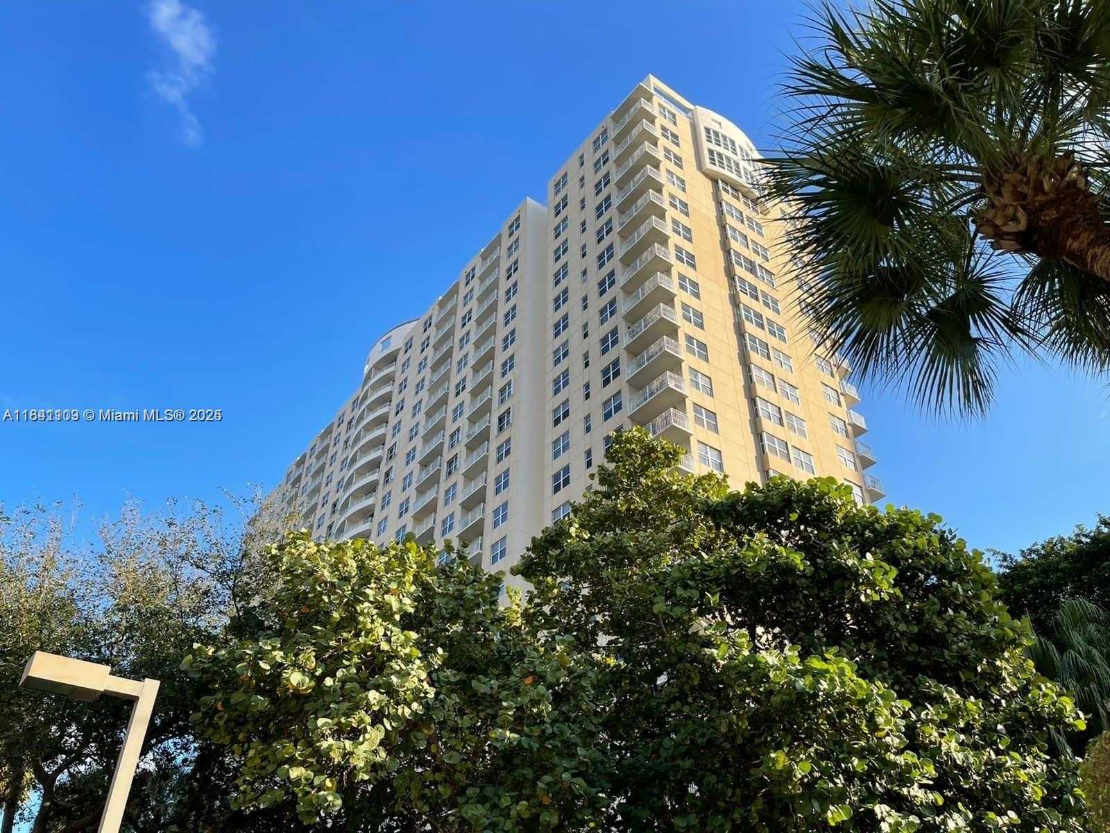 Small Image of 770 CLAUGHTON ISLAND DR #2107, Miami Number 13