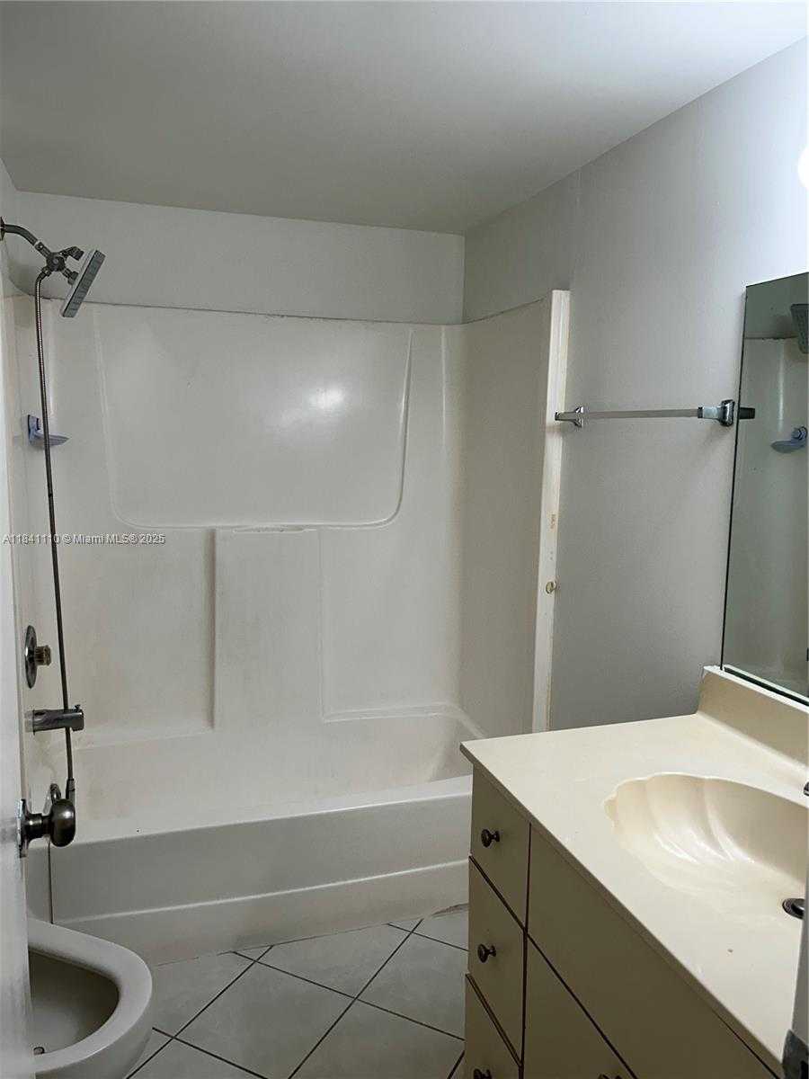 Small Image of 10229 NORTH WEST 9TH ST CIR #114-2, Miami Number 16