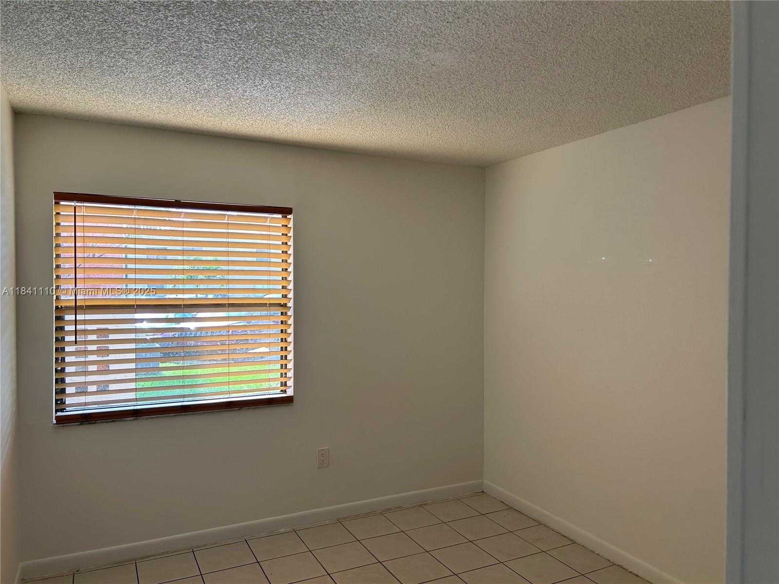 Small Image of 10229 NORTH WEST 9TH ST CIR #114-2, Miami Number 20