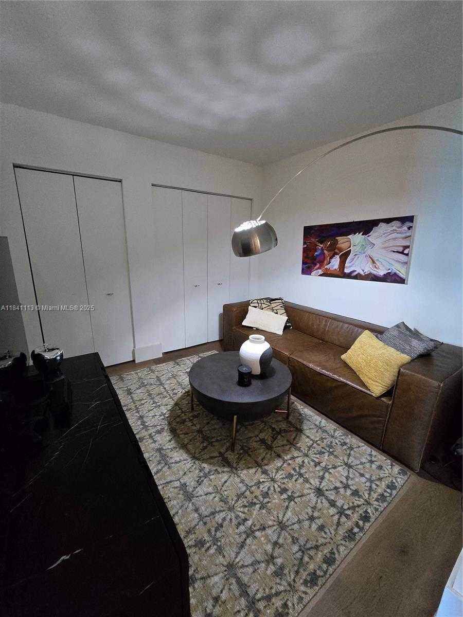Small Image of 1100 SOUTH MIAMI AVE #602, Miami Number 18