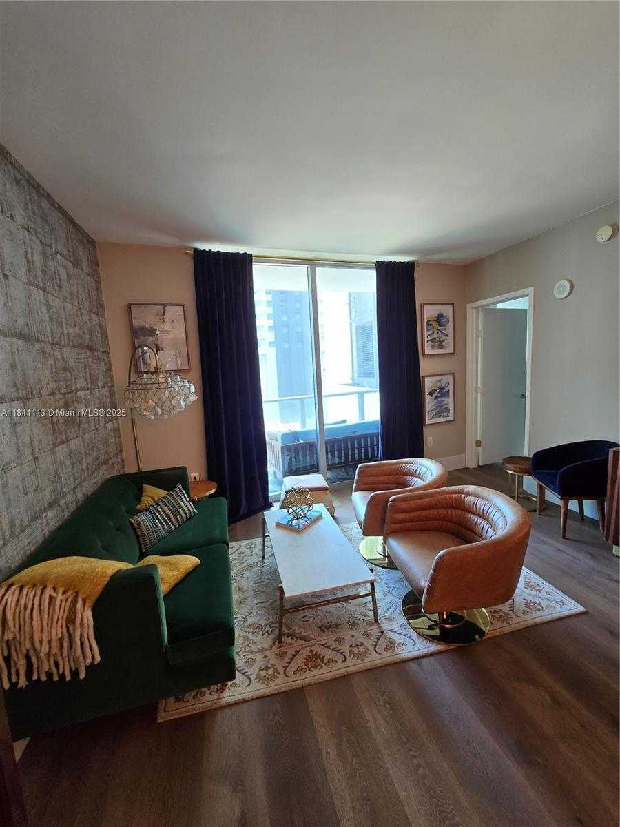 Small Image of 1100 SOUTH MIAMI AVE #602, Miami Number 3