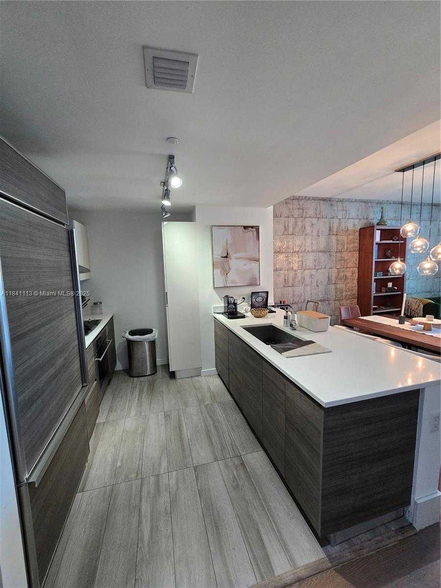 Small Image of 1100 SOUTH MIAMI AVE #602, Miami Number 8
