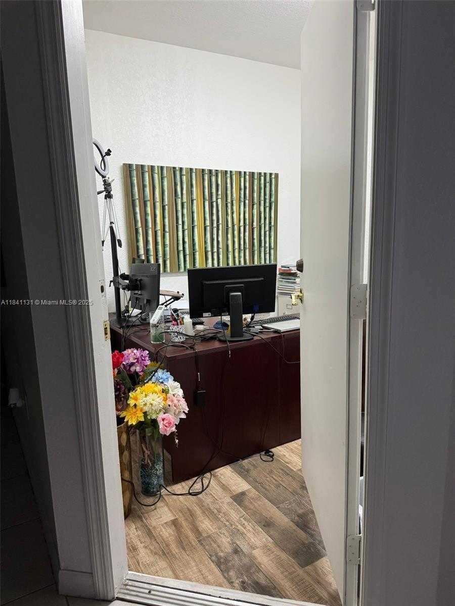 Small Image of 16636 SOUTH WEST 85TH LN #16636, Miami Number 16