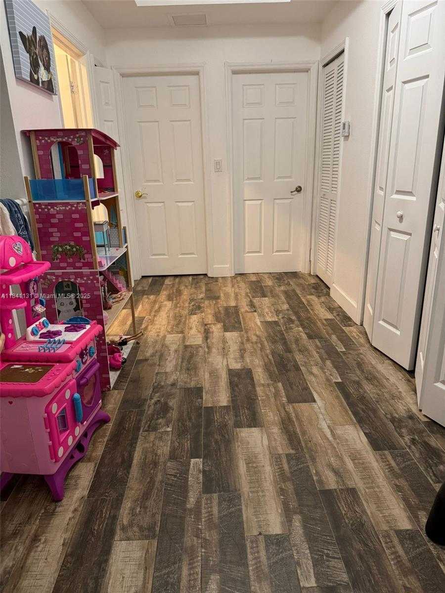Small Image of 16636 SOUTH WEST 85TH LN #16636, Miami Number 21