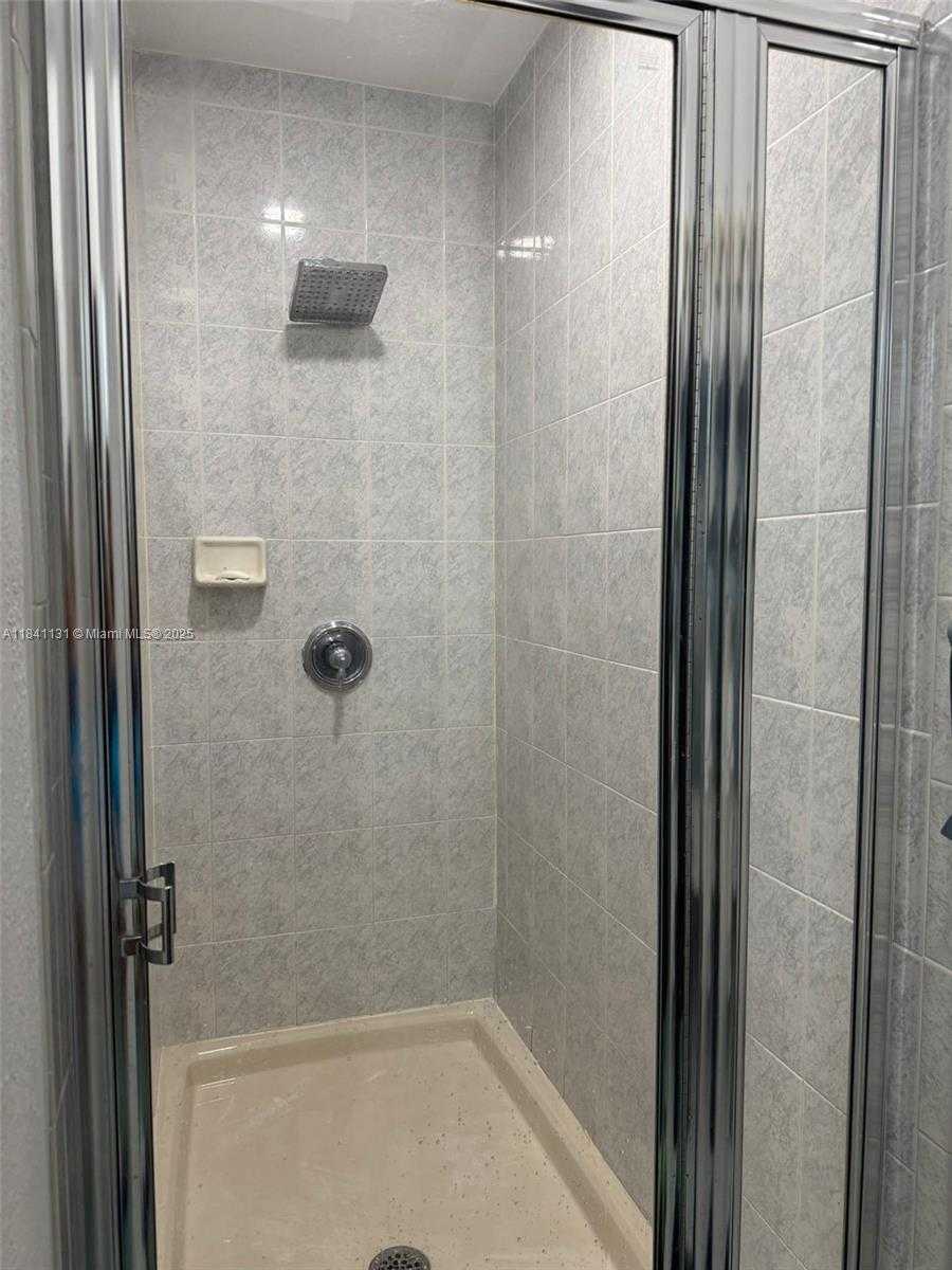 Small Image of 16636 SOUTH WEST 85TH LN #16636, Miami Number 9