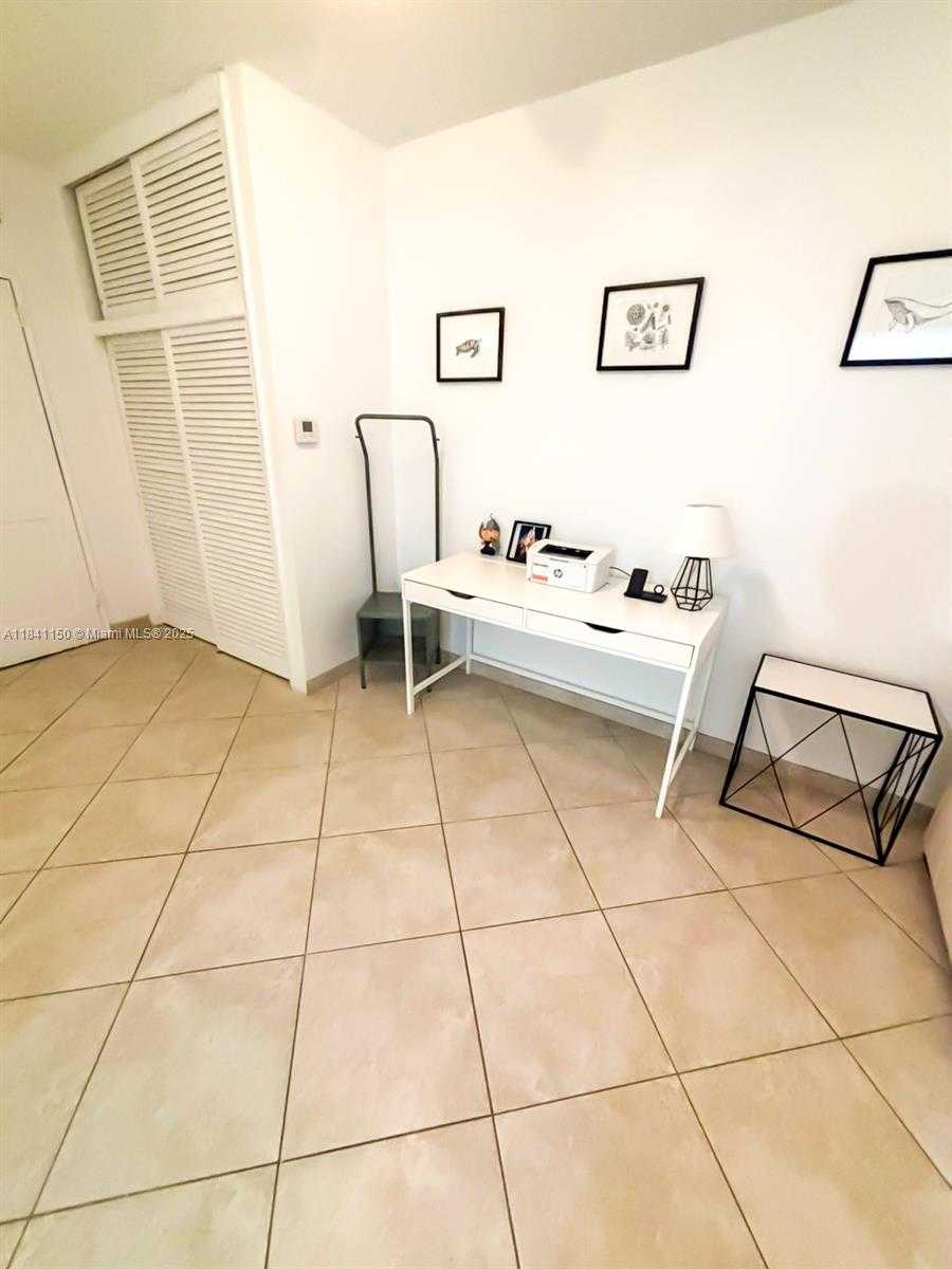 Small Image of 10185 COLLINS AVE #202, Bal Harbour Number 12