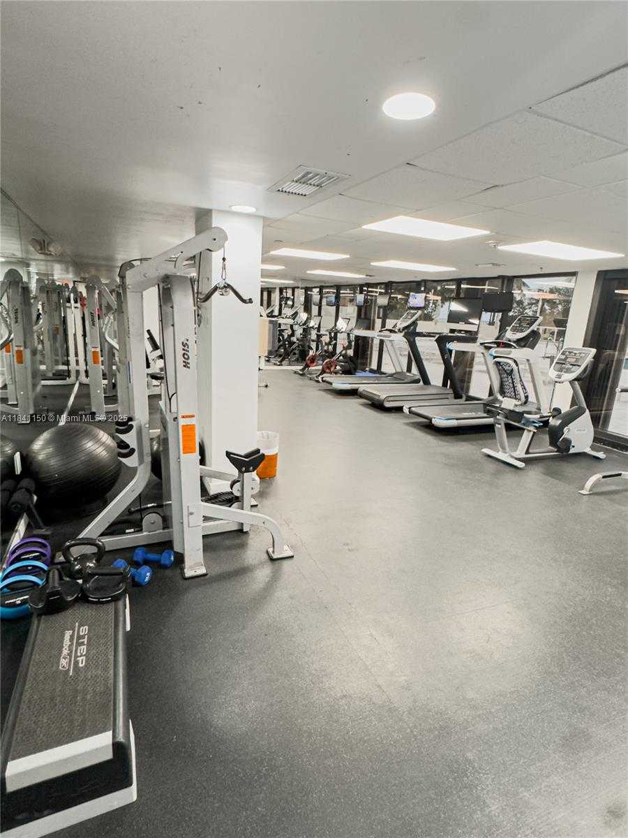 Small Image of 10185 COLLINS AVE #202, Bal Harbour Number 22
