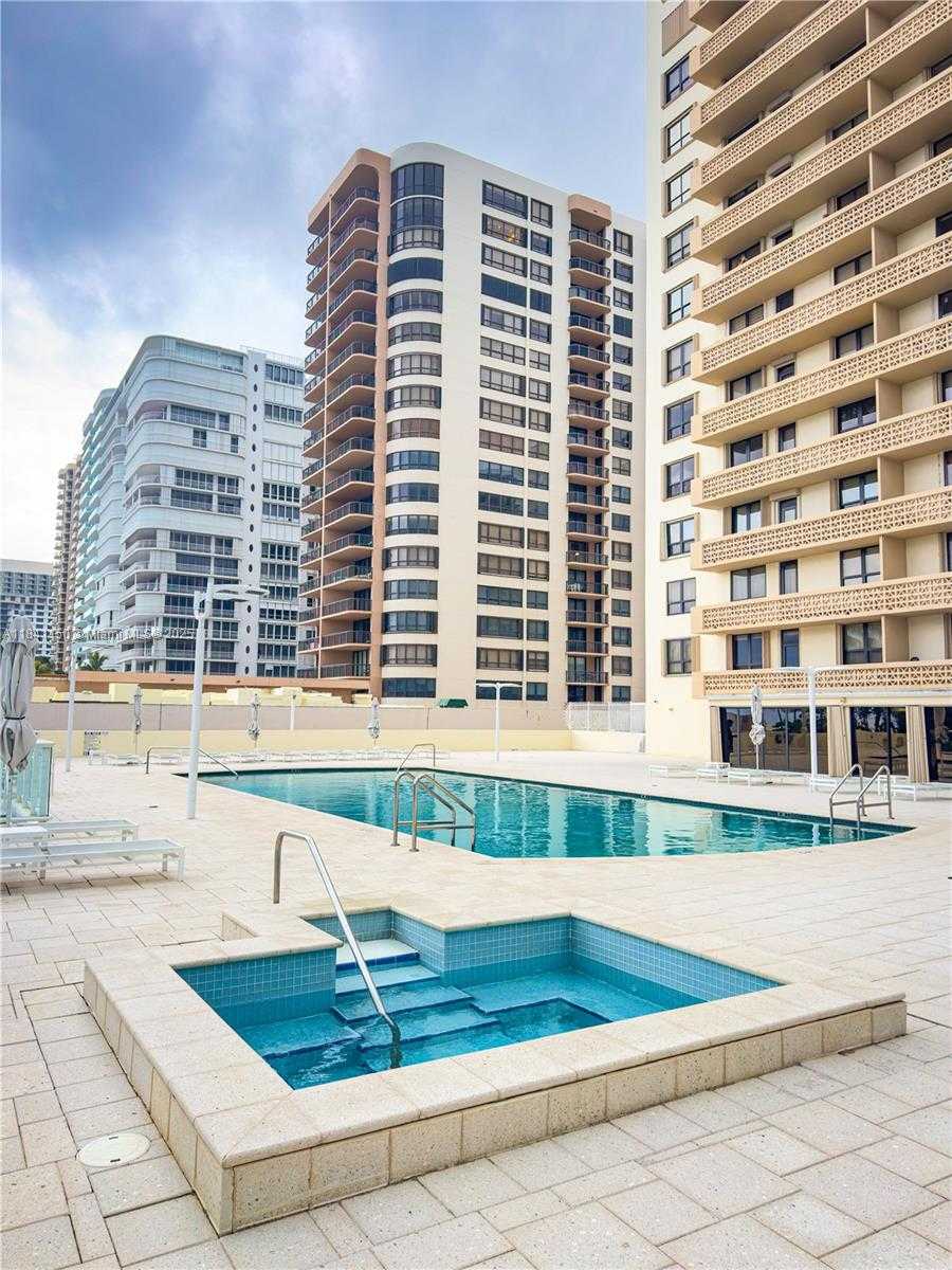 Small Image of 10185 COLLINS AVE #202, Bal Harbour Number 23