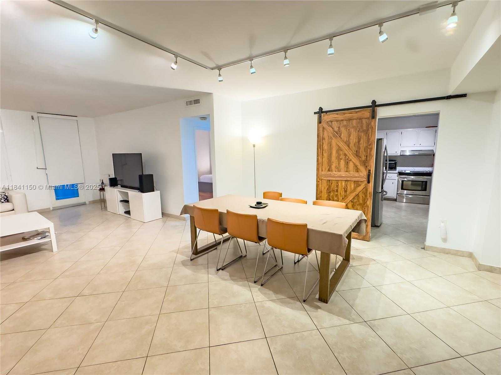 Small Image of 10185 COLLINS AVE #202, Bal Harbour Number 5