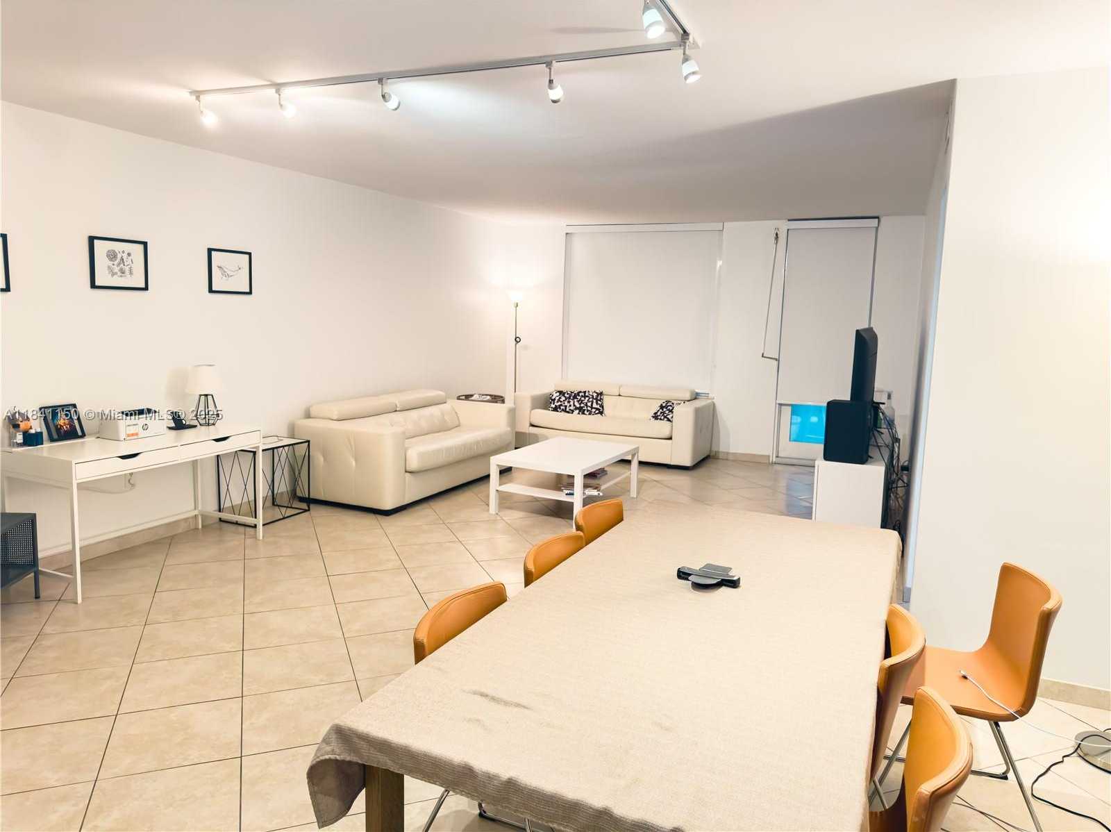 Small Image of 10185 COLLINS AVE #202, Bal Harbour Number 6