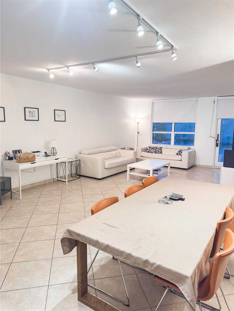 Small Image of 10185 COLLINS AVE #202, Bal Harbour Number 7