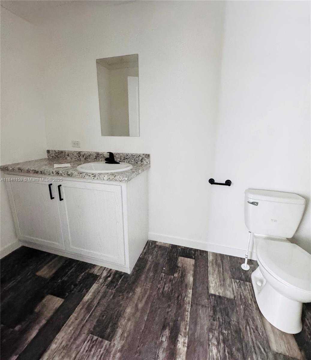 Small Image of 13481 SOUTH WEST 8TH ST #13481, Davie Number 6