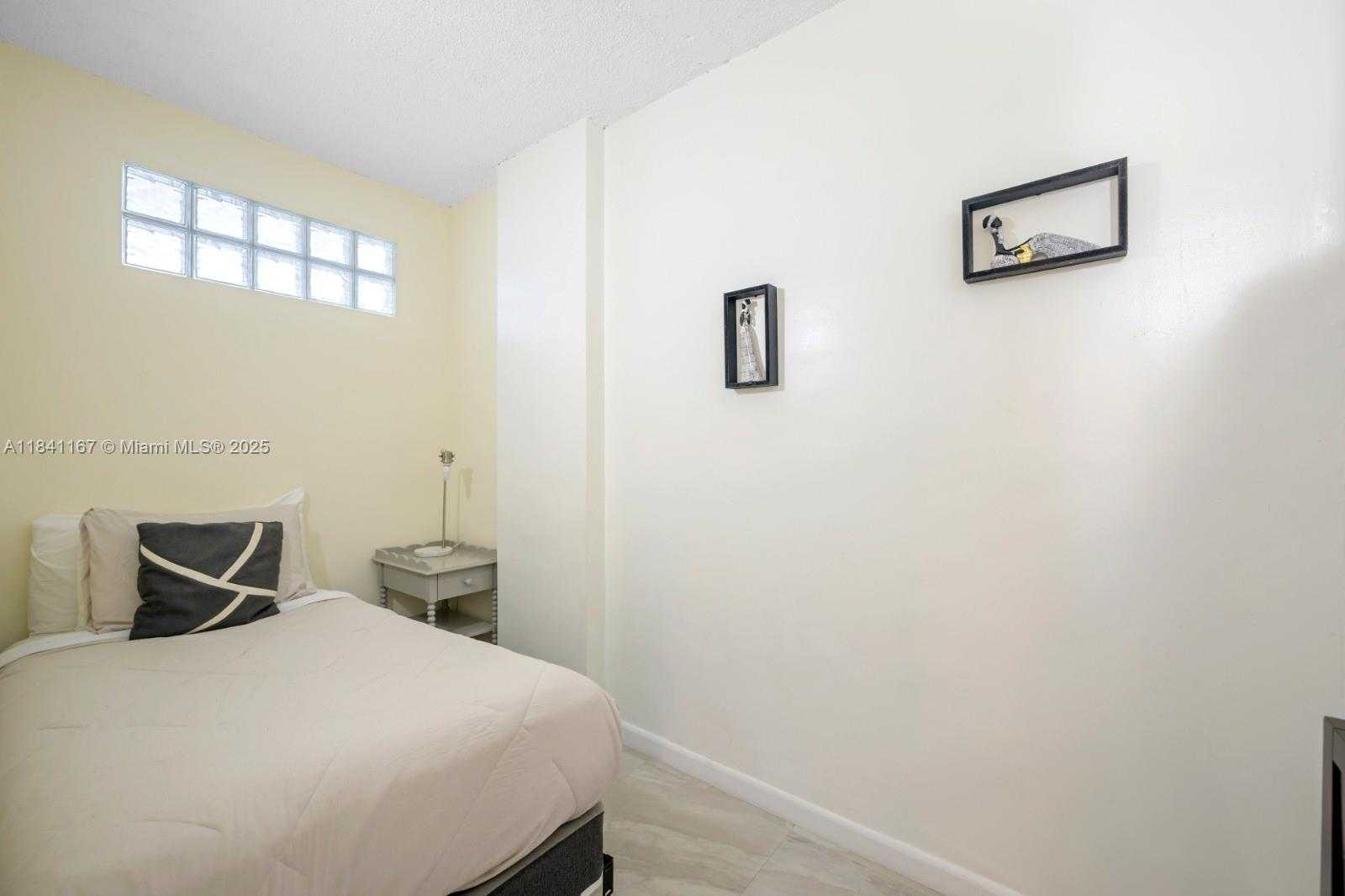 Small Image of 19370 COLLINS AVE #1425, Sunny Isles Beach Number 14