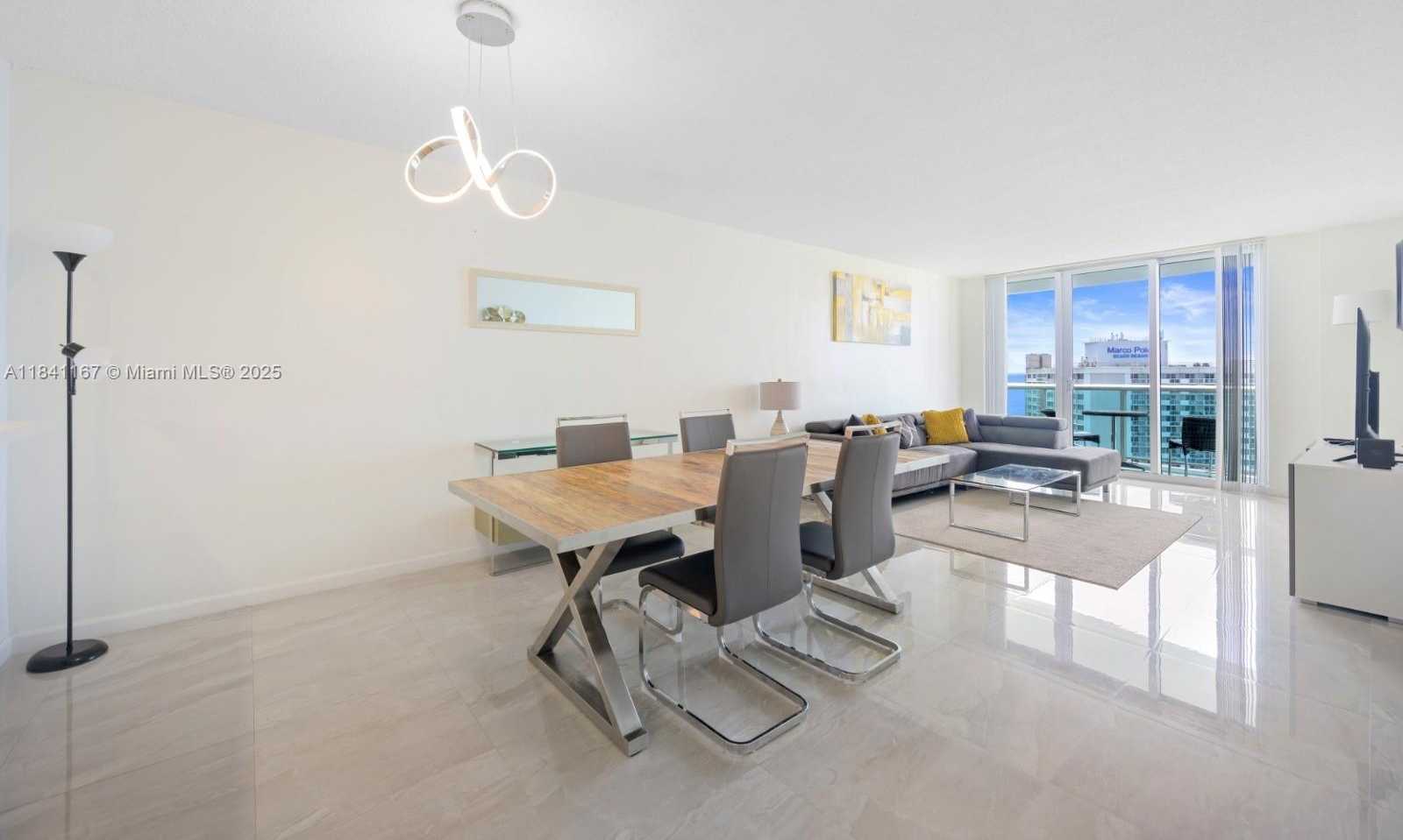 Small Image of 19370 COLLINS AVE #1425, Sunny Isles Beach Number 7