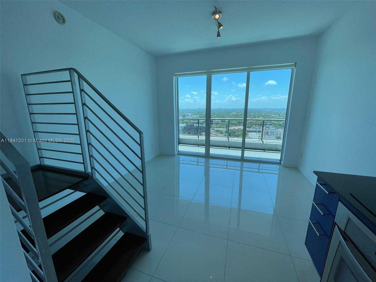 Small Image of 60 SOUTH WEST 13TH ST #2217, Miami Number 3