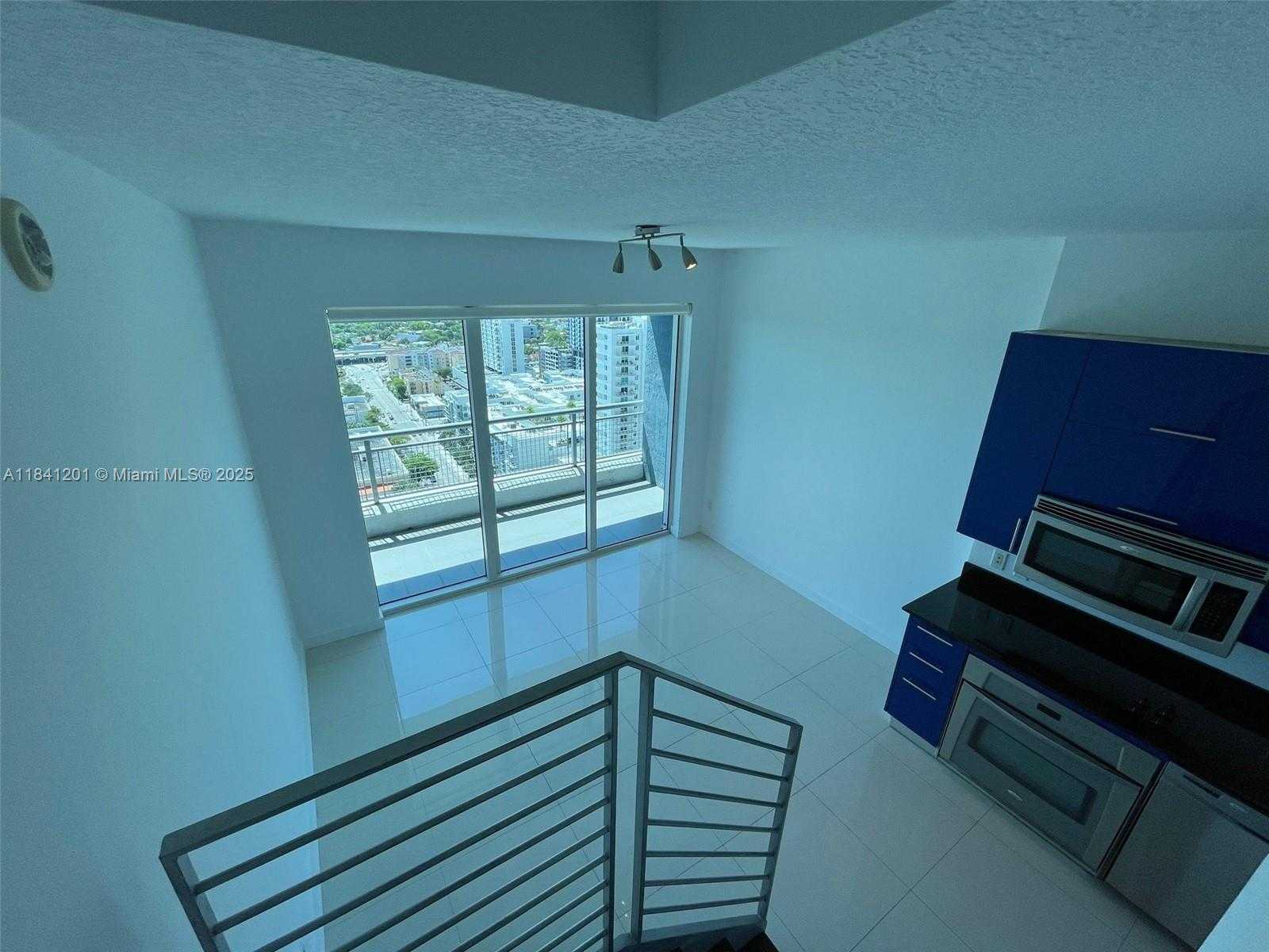 Small Image of 60 SOUTH WEST 13TH ST #2217, Miami Number 4
