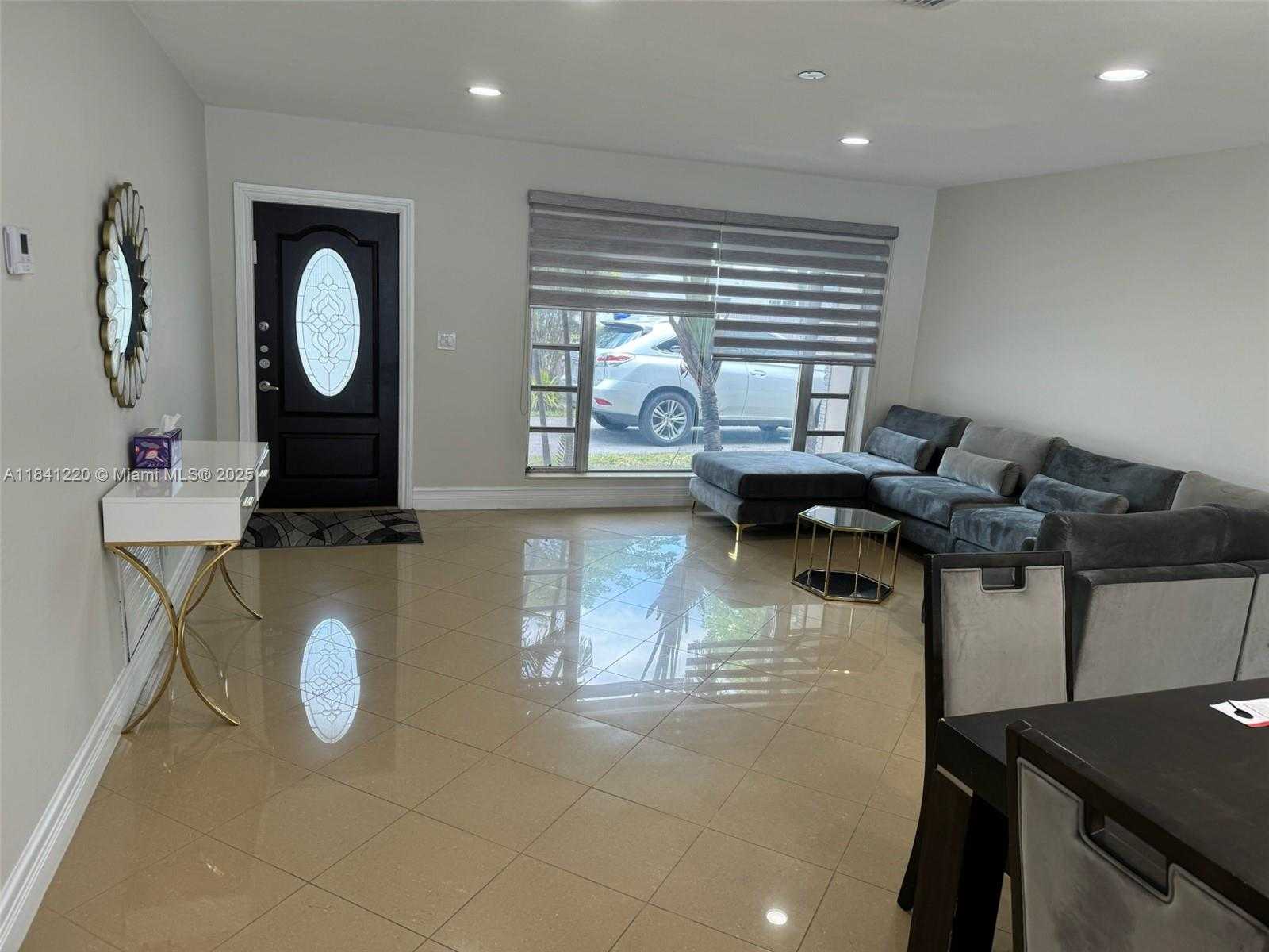 Small Image of 17800 NORTH EAST 10TH AVE #N/a, North Miami Beach Number 18