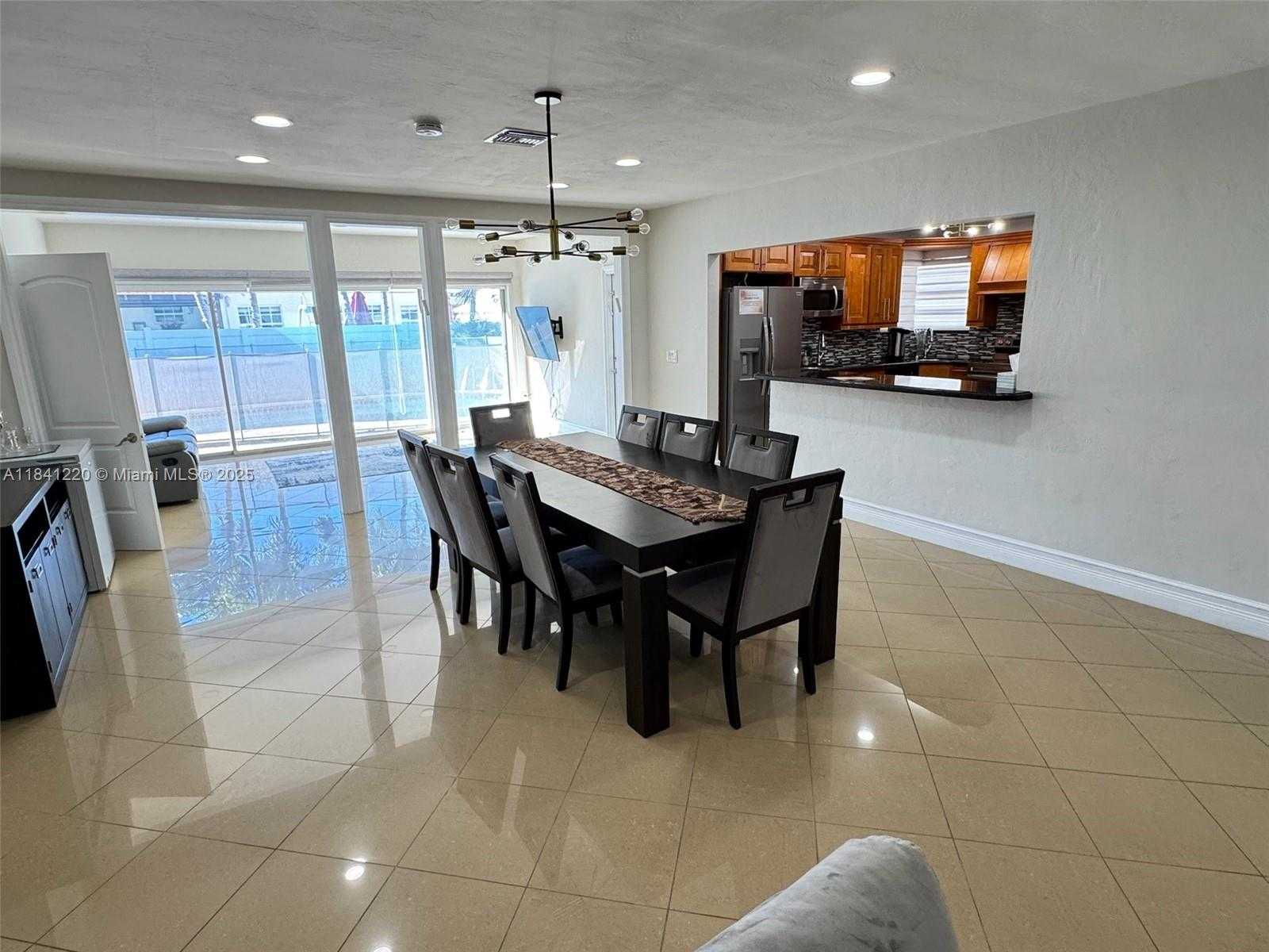 Small Image of 17800 NORTH EAST 10TH AVE #N/a, North Miami Beach Number 2