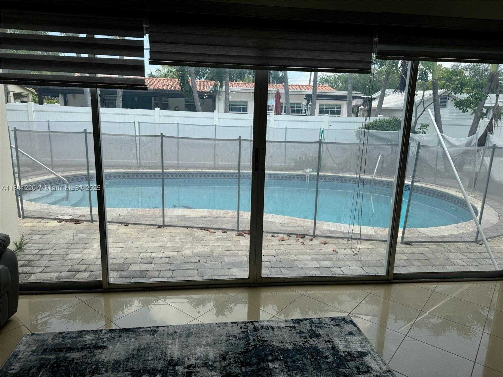 Small Image of 17800 NORTH EAST 10TH AVE #N/a, North Miami Beach Number 26