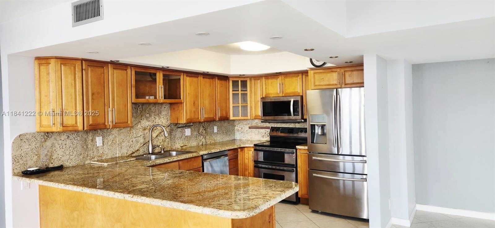 Small Image of 2017 SOUTH OCEAN DR #1408, Hallandale Beach Number 4