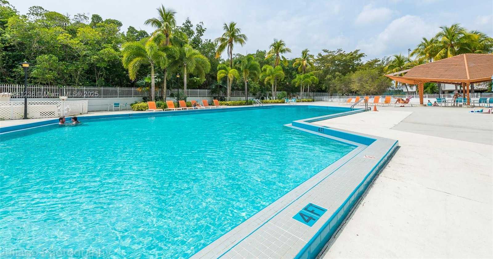 Small Image of 100 BAYVIEW DR #1904, Sunny Isles Beach Number 13