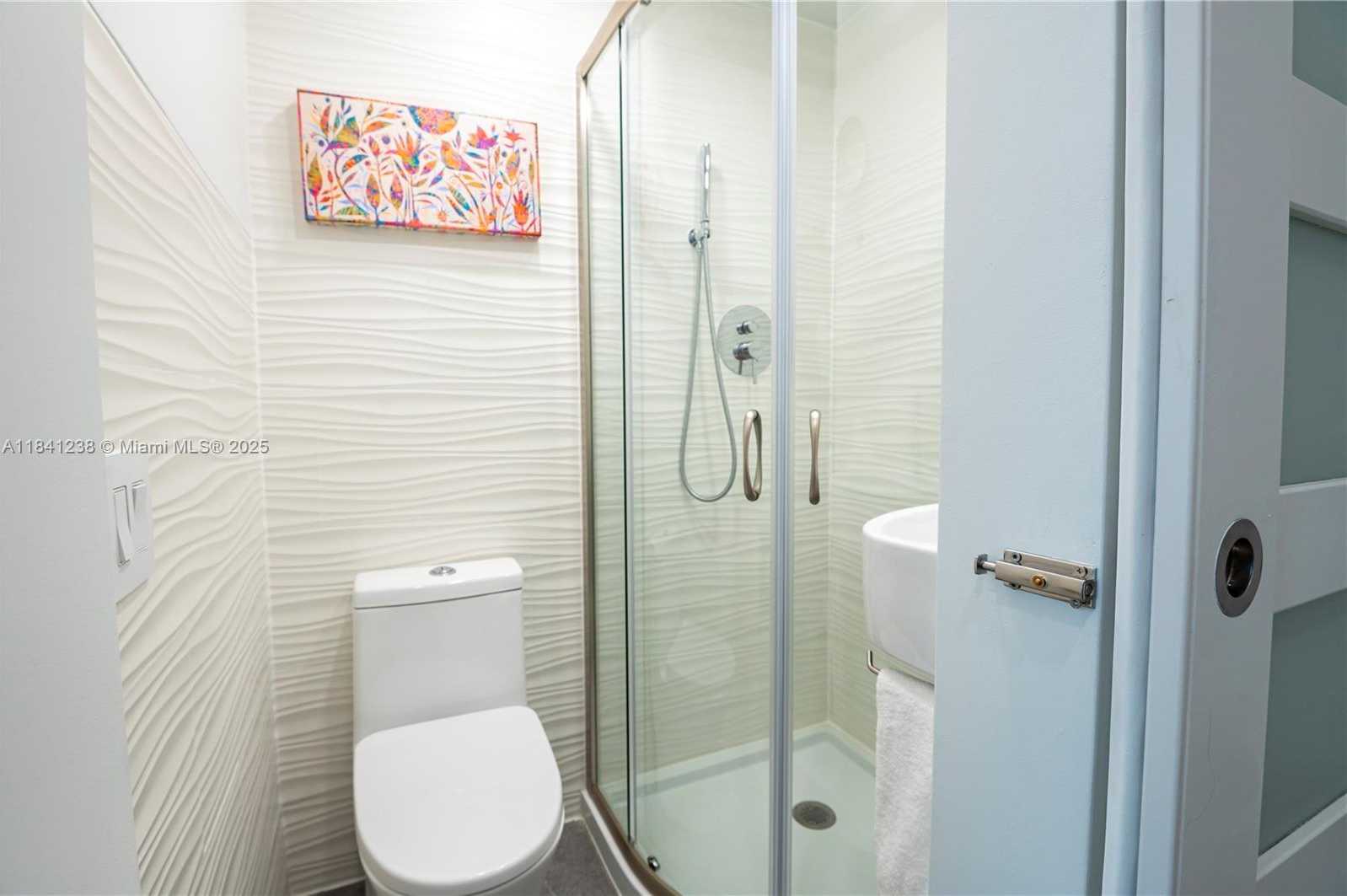 Small Image of 1745 SOUTH WEST 11TH TER, Miami Number 16