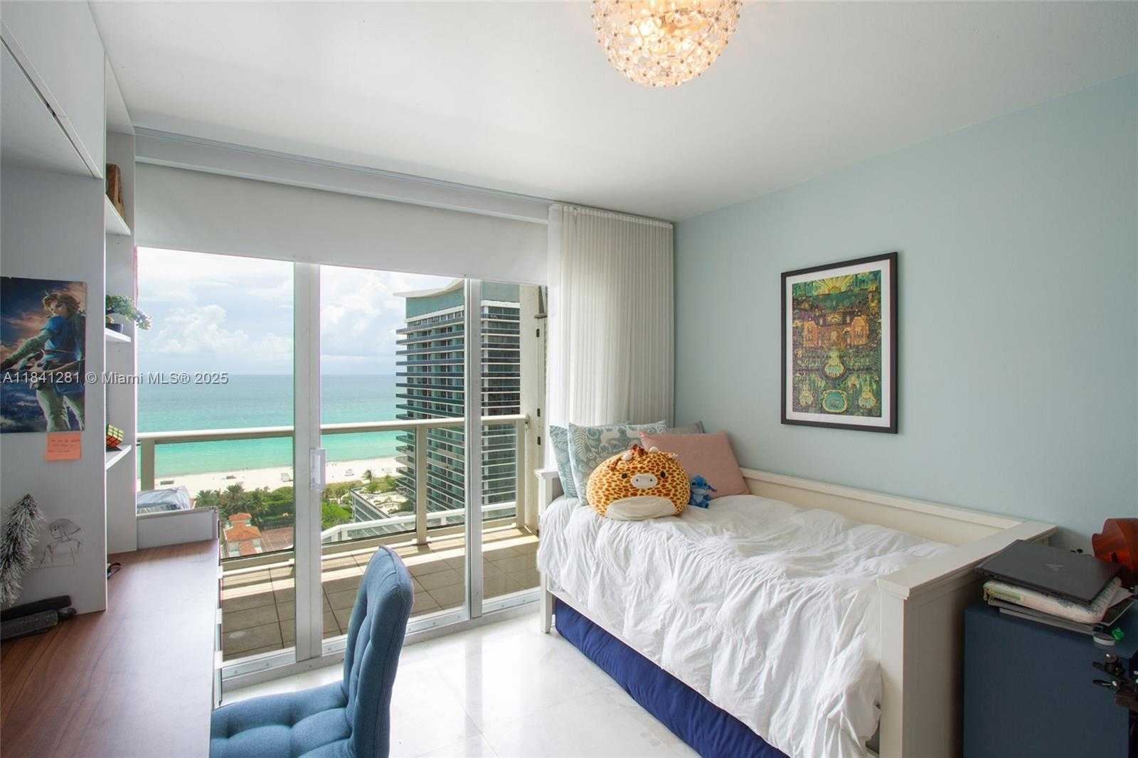 Small Image of 5900 COLLINS AVE #1904, Miami Beach Number 20