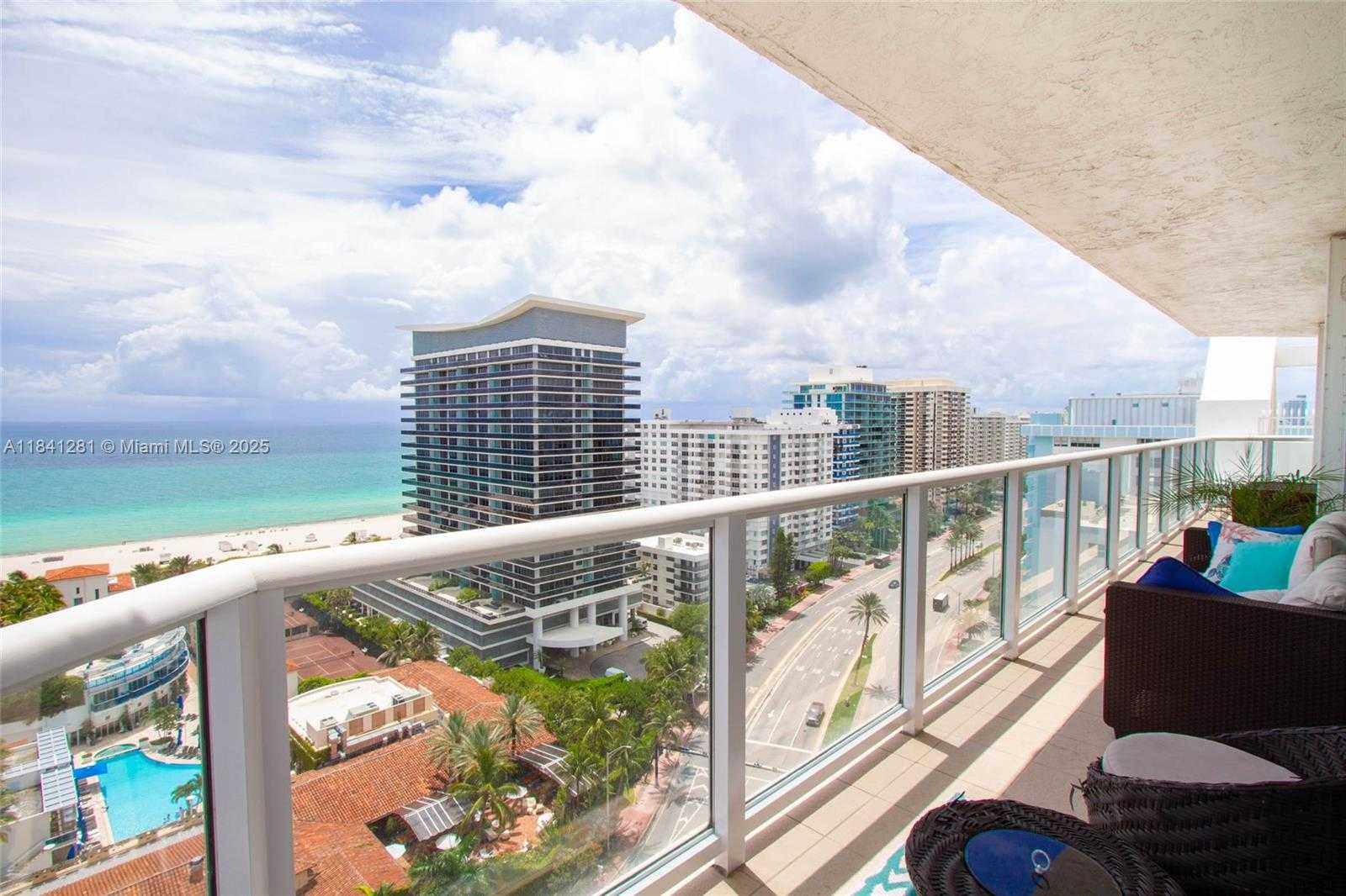 Small Image of 5900 COLLINS AVE #1904, Miami Beach Number 26