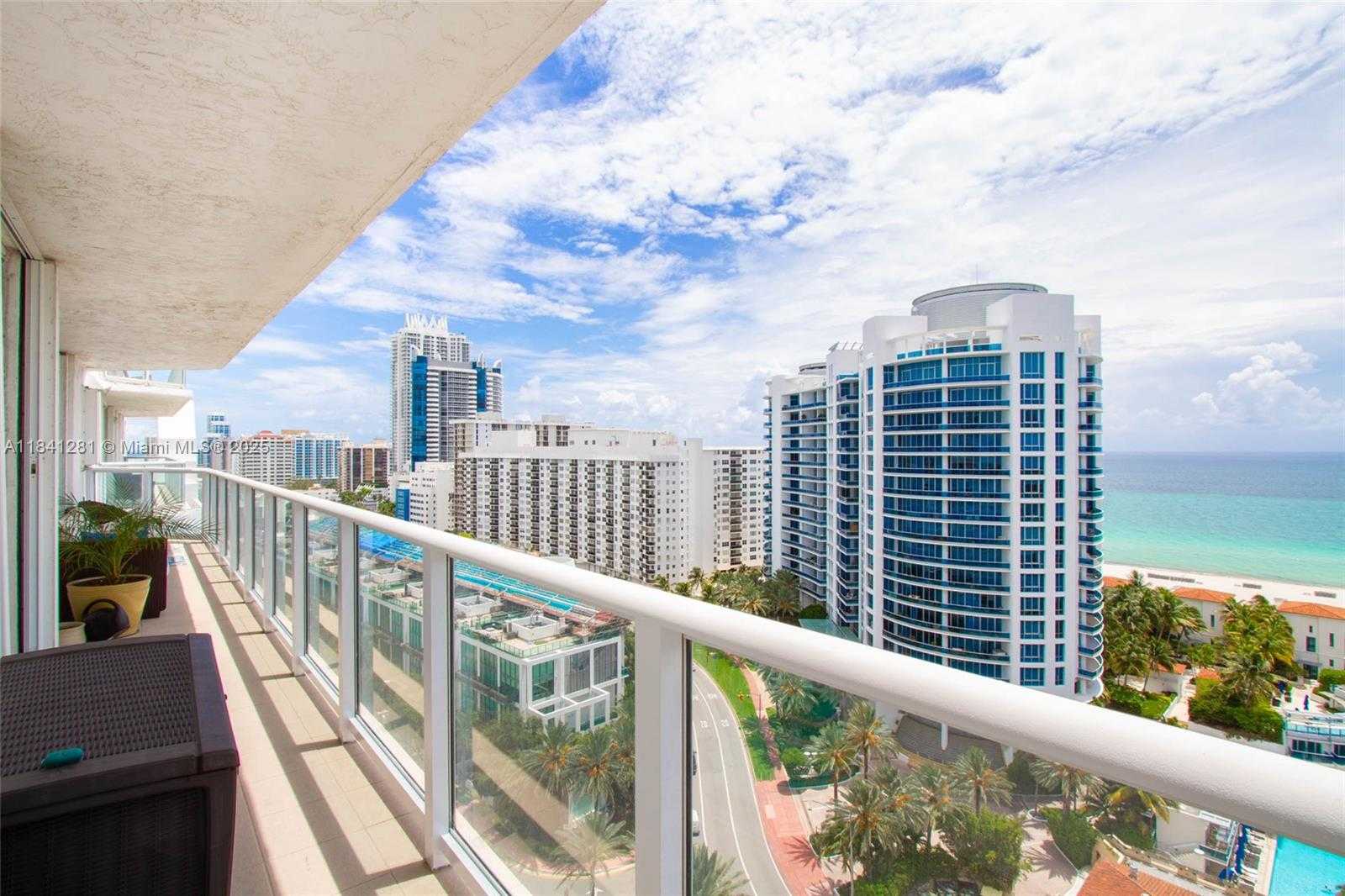 Small Image of 5900 COLLINS AVE #1904, Miami Beach Number 29