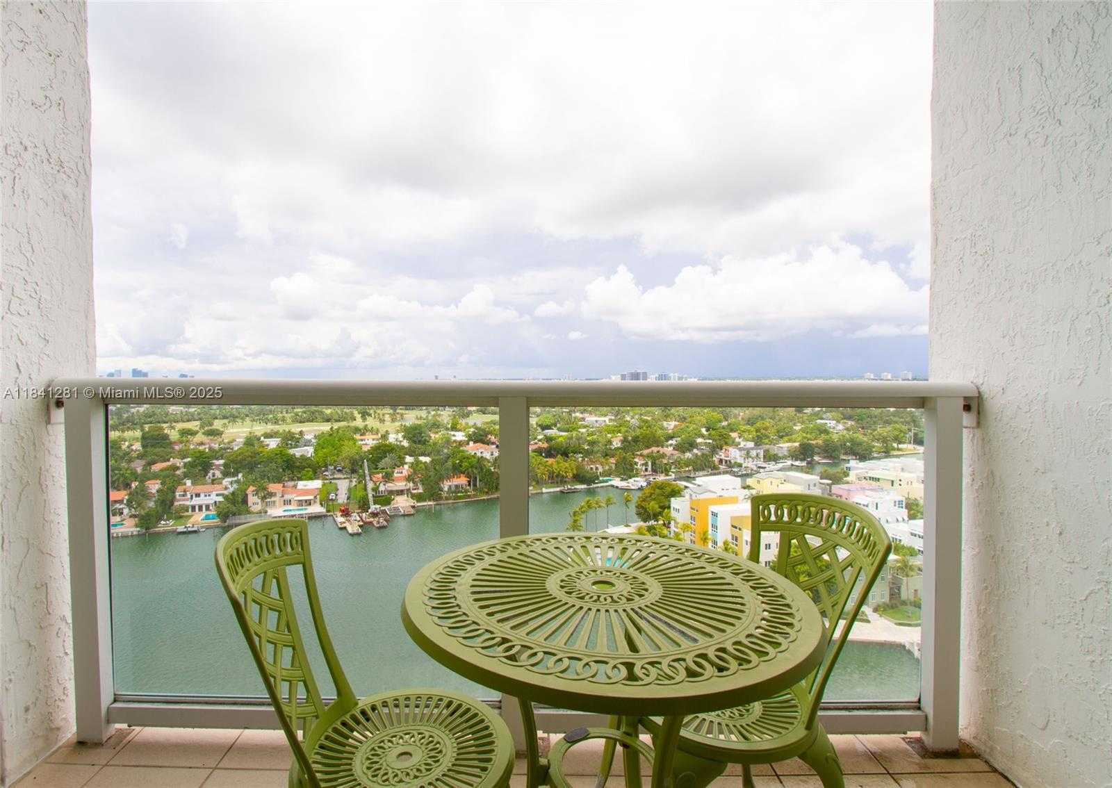Small Image of 5900 COLLINS AVE #1904, Miami Beach Number 34