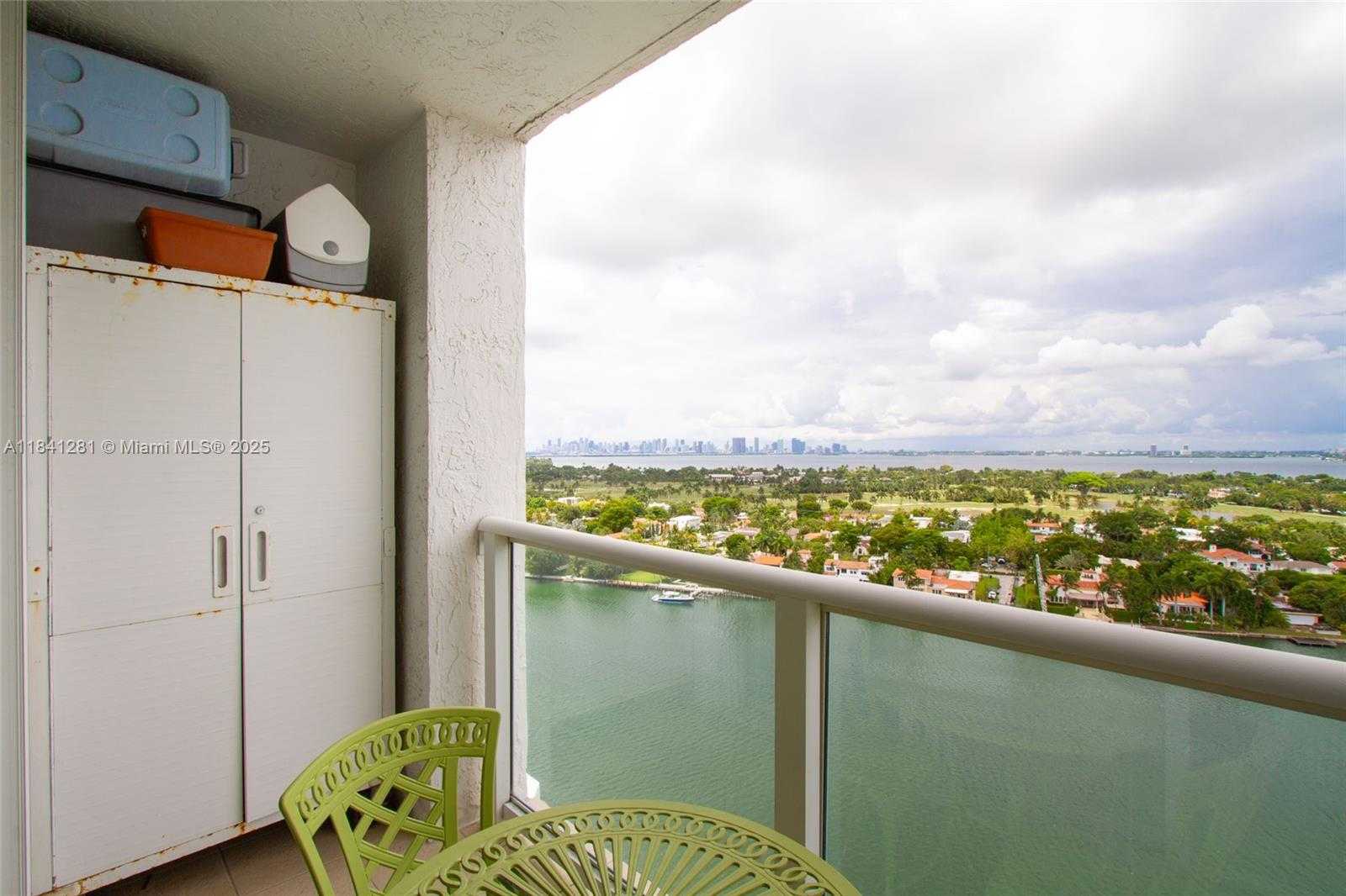 Small Image of 5900 COLLINS AVE #1904, Miami Beach Number 35