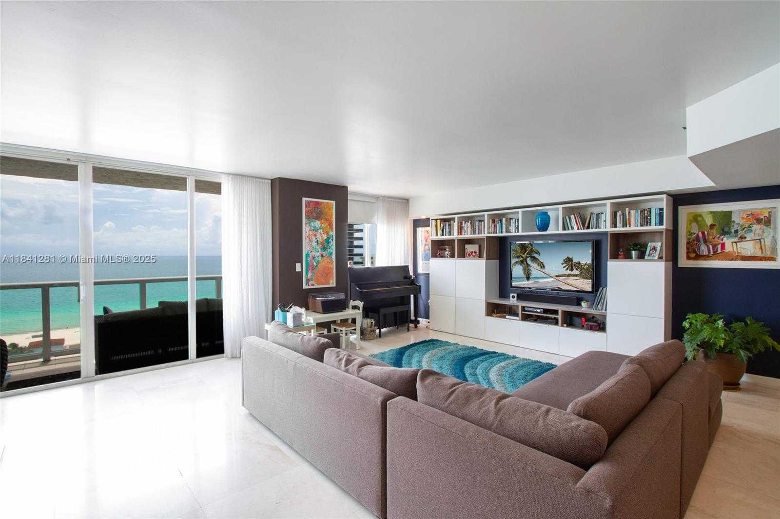 Small Image of 5900 COLLINS AVE #1904, Miami Beach Number 4