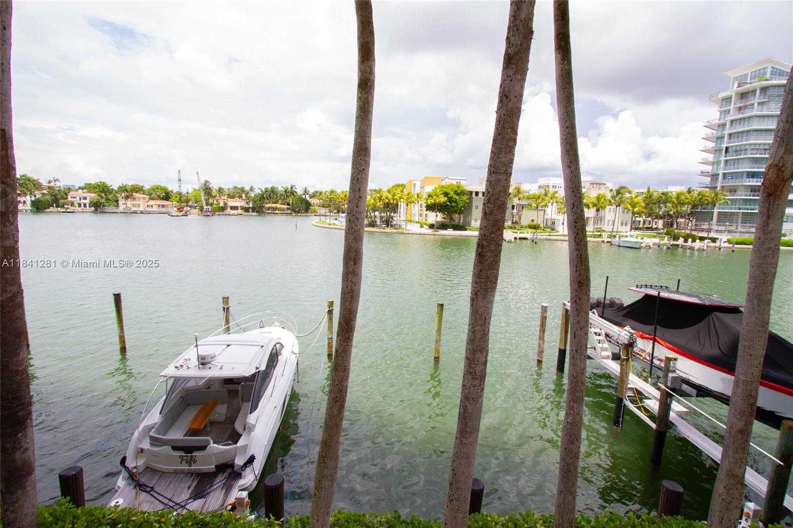 Small Image of 5900 COLLINS AVE #1904, Miami Beach Number 44