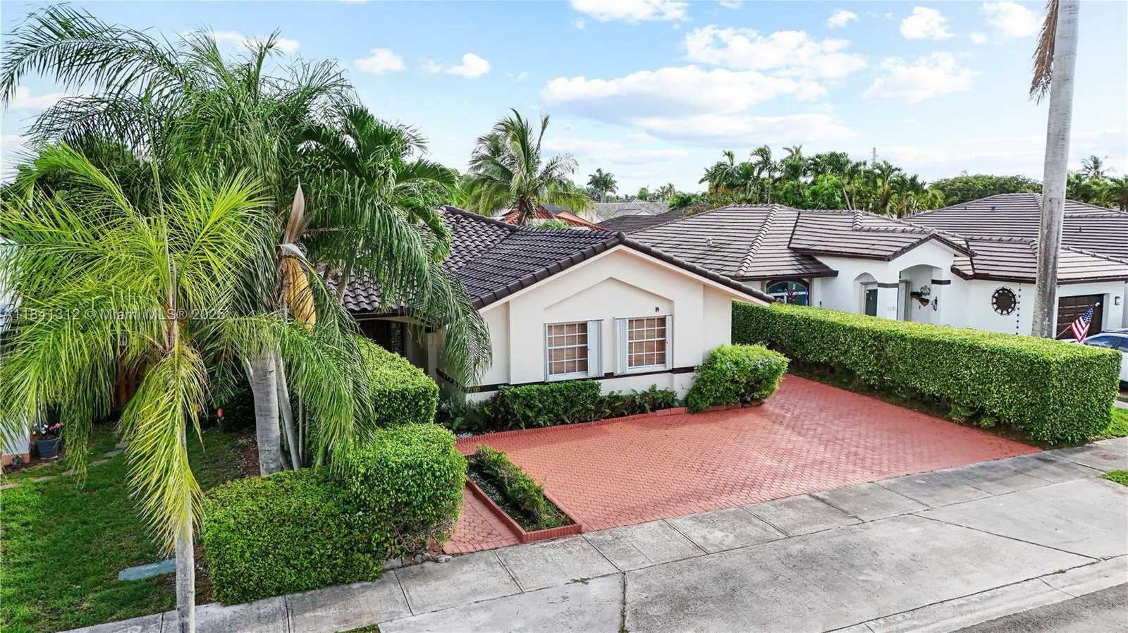 Small Image of 14597 SOUTH WEST 113TH ST, Miami Number 18