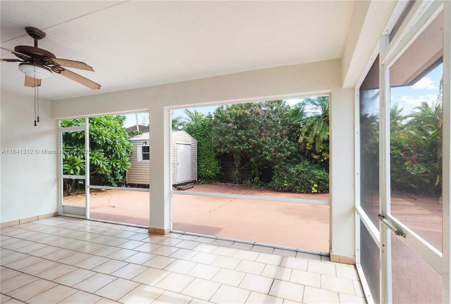 Small Image of 14597 SOUTH WEST 113TH ST, Miami Number 19