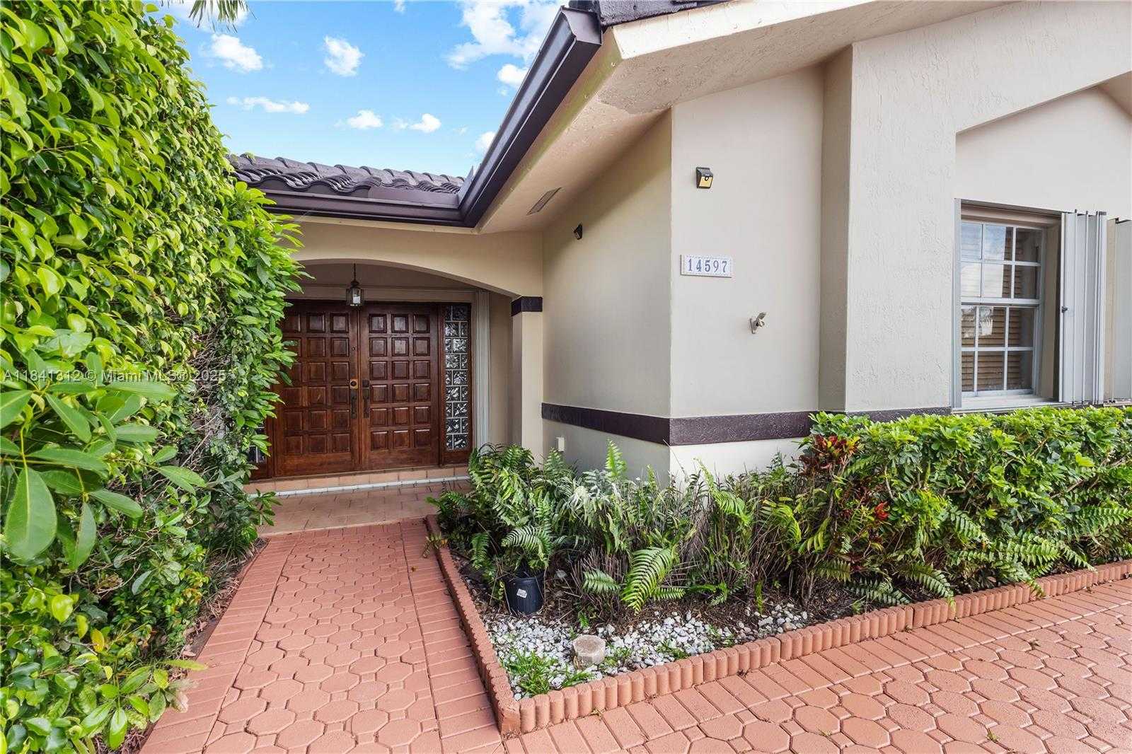 Small Image of 14597 SOUTH WEST 113TH ST, Miami Number 2