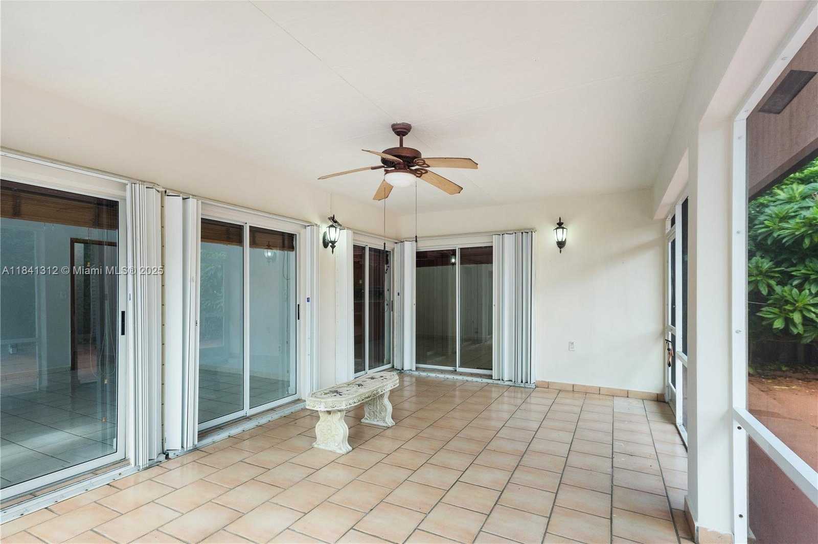 Small Image of 14597 SOUTH WEST 113TH ST, Miami Number 20