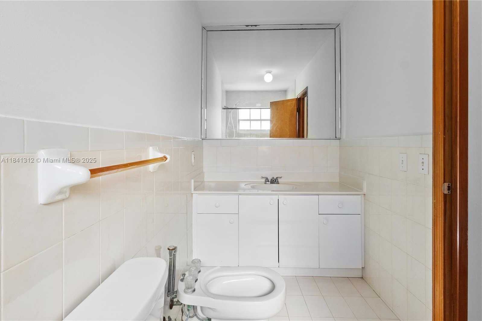 Small Image of 14597 SOUTH WEST 113TH ST, Miami Number 30