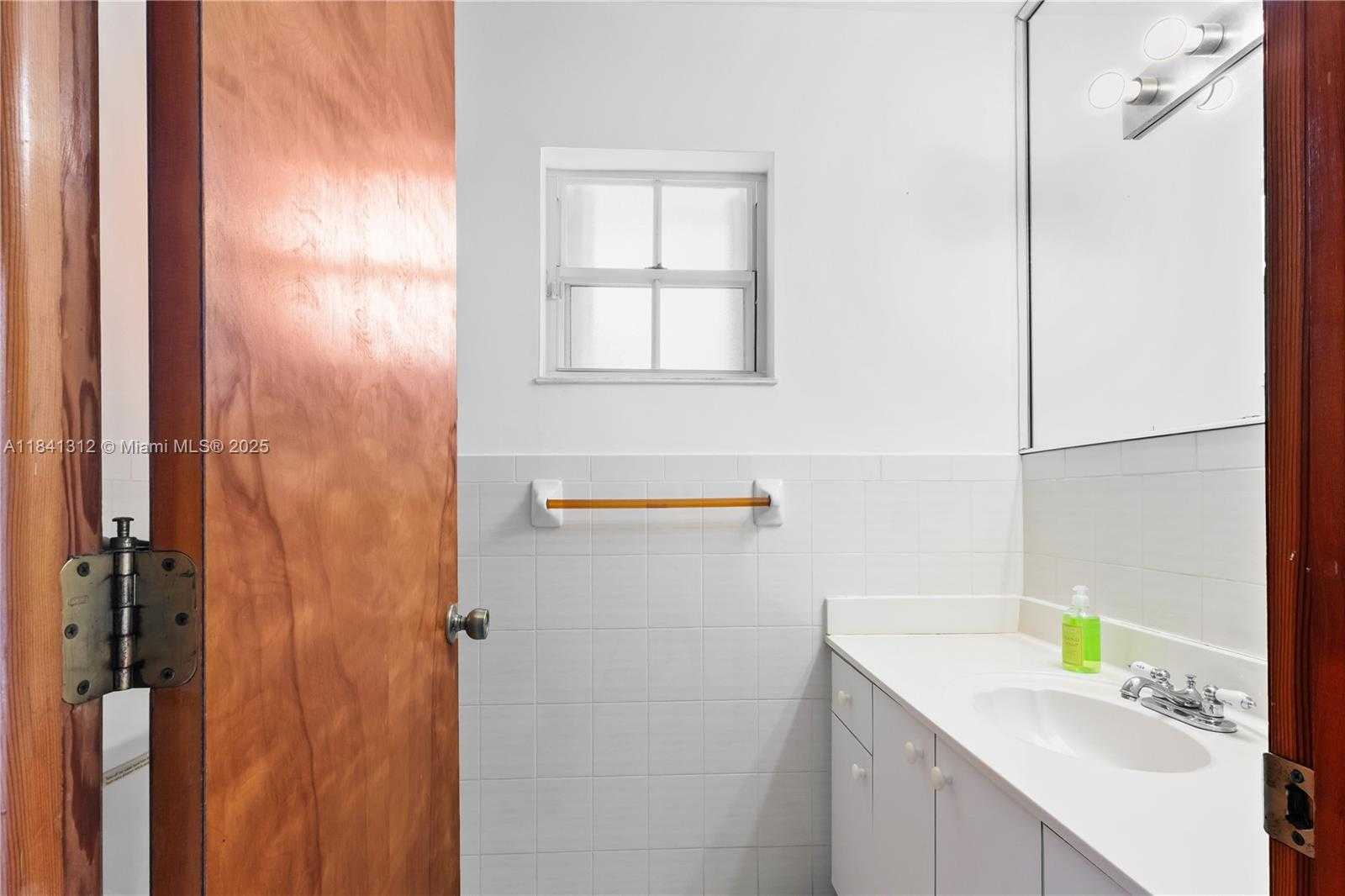 Small Image of 14597 SOUTH WEST 113TH ST, Miami Number 36