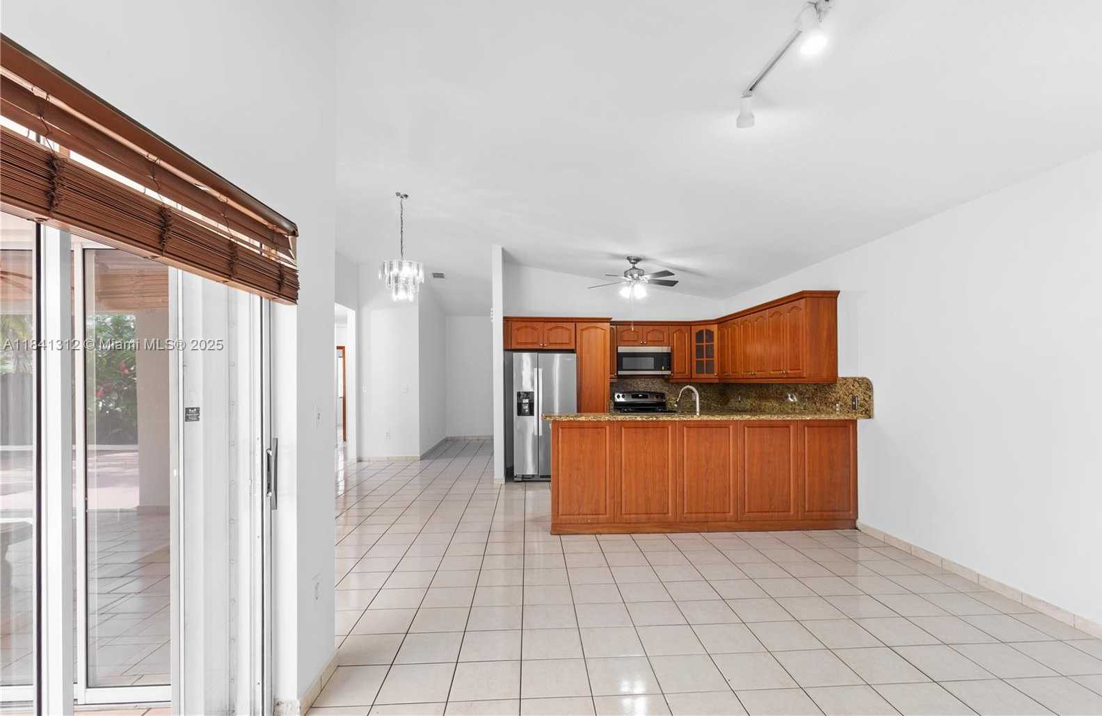 Small Image of 14597 SOUTH WEST 113TH ST, Miami Number 40