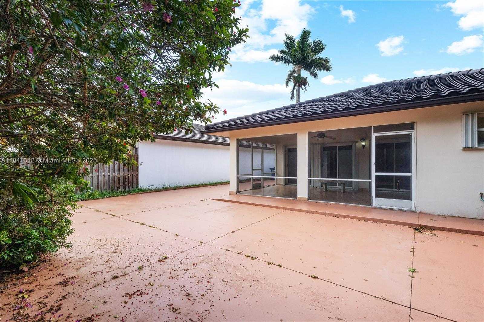 Small Image of 14597 SOUTH WEST 113TH ST, Miami Number 45