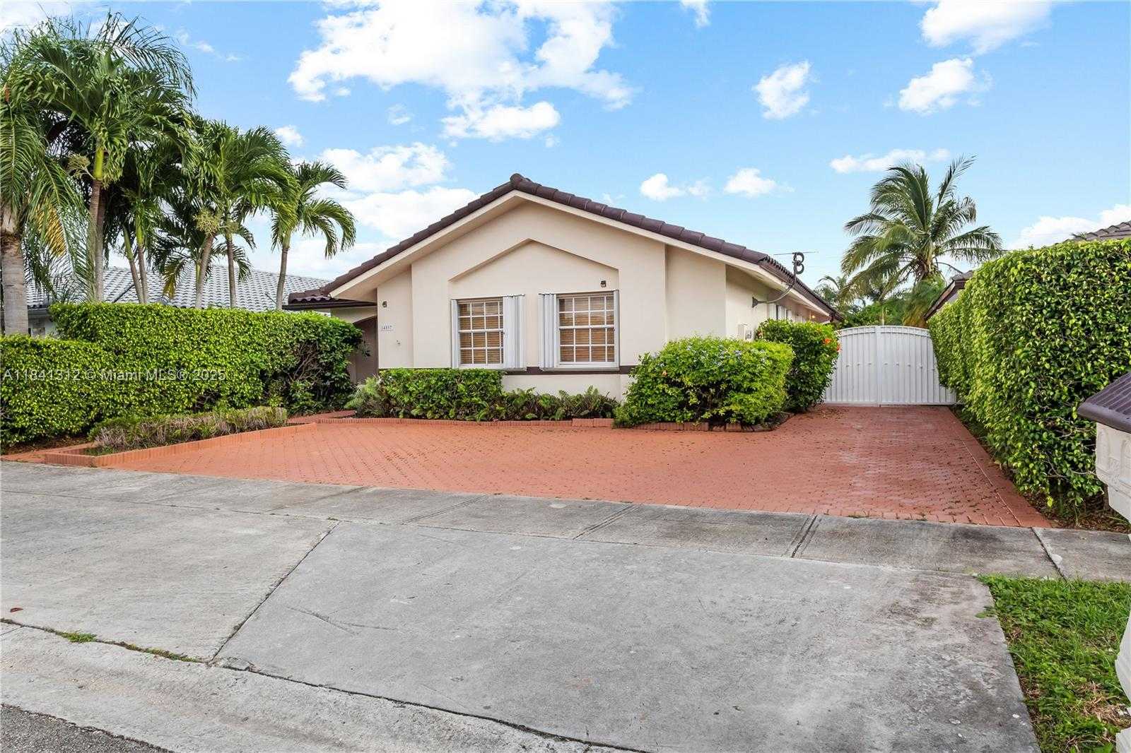 Small Image of 14597 SOUTH WEST 113TH ST, Miami Number 49