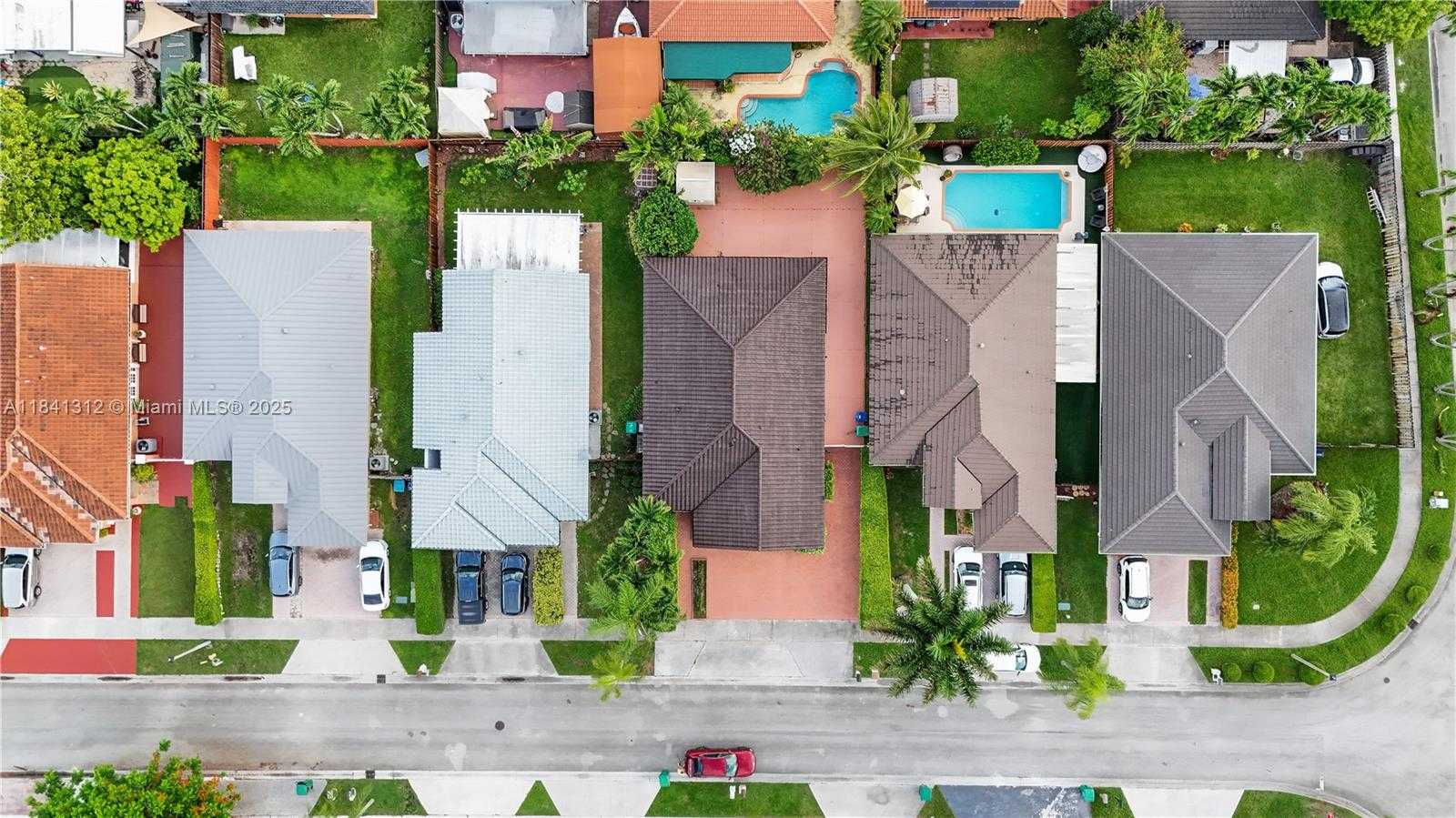 Small Image of 14597 SOUTH WEST 113TH ST, Miami Number 51