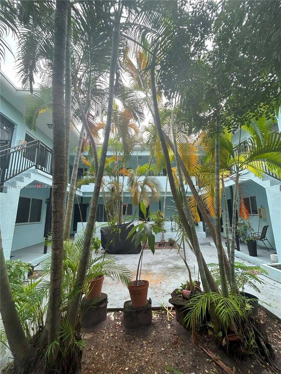 Small Image of 1945 CALAIS DR #2, Miami Beach Number 2